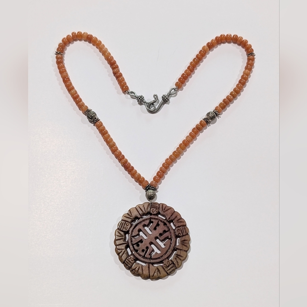 Vintage Polished Genuine Carnelian Bead Carved Stone Medallion 19.5" Necklace